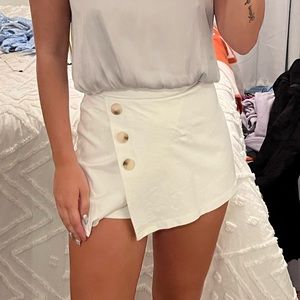 White Skort from Altards State